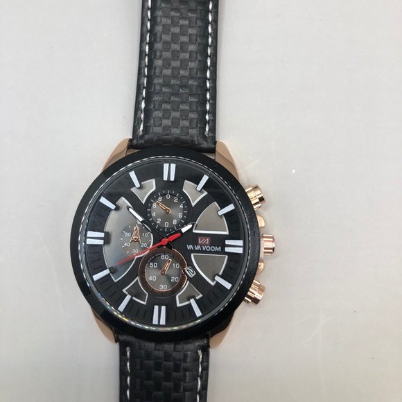 New In Plastic Watch No Defects Fully Functional - Picture 7 of 8